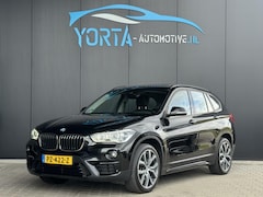 BMW X1 - xDrive20i High Executive PANO*AFN. HAAK*NL AUTO*VOL