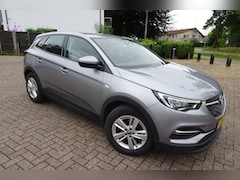 Opel Grandland X - 1.2 Turbo Edition 130 pk * AIRCO * LMV * PDC * Trekhaak *
