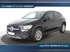 Mercedes-Benz GLA-Klasse - 180 Business Solution *1ste Eigenaar*Leer*Parkassist*Navigatie*Stoelverwarming