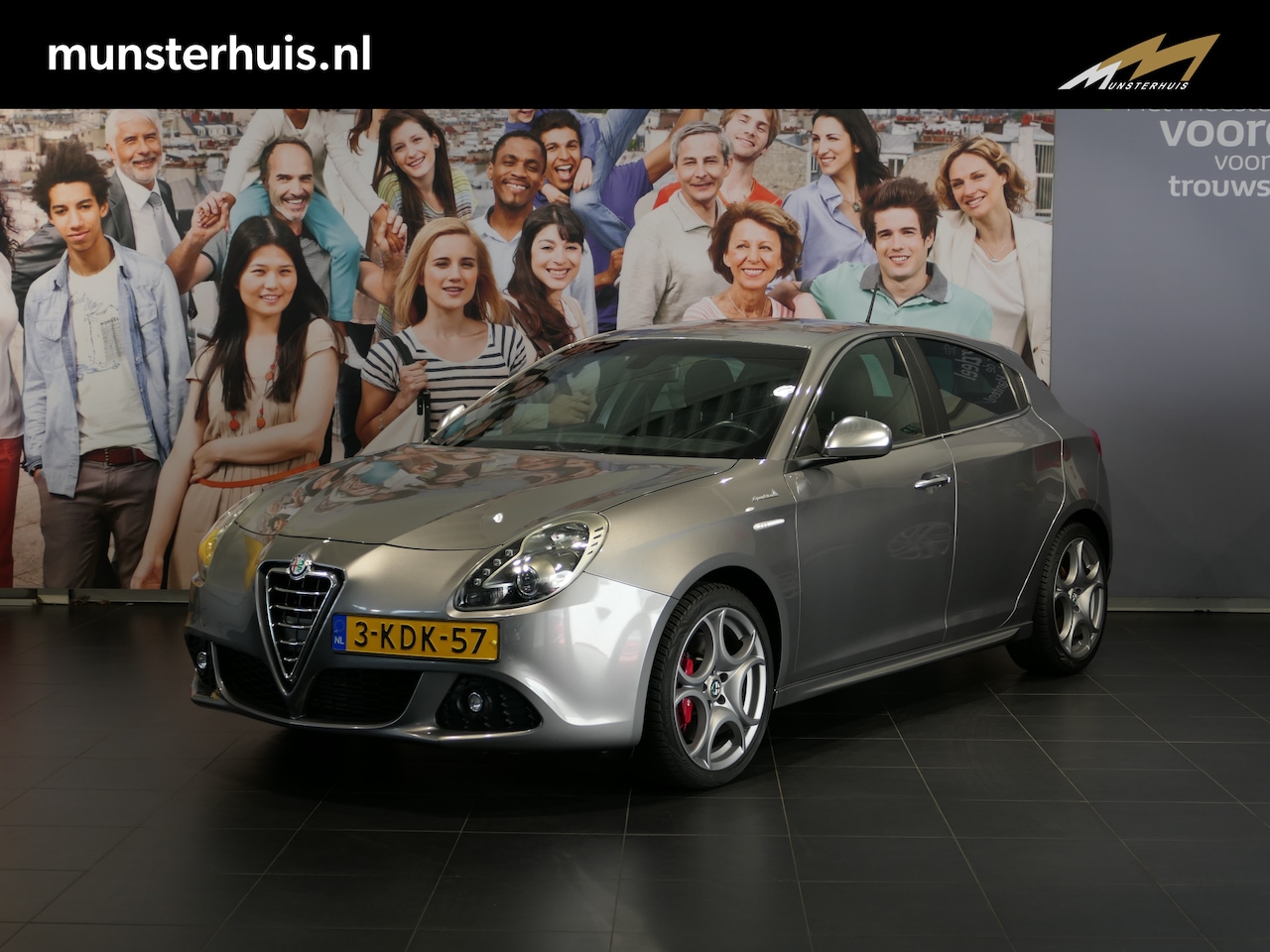 Alfa Romeo Giulietta - 1.4 T Business Executive *AUTOMAAT* - Cruise, afneembare trekhaak, clima - AutoWereld.nl