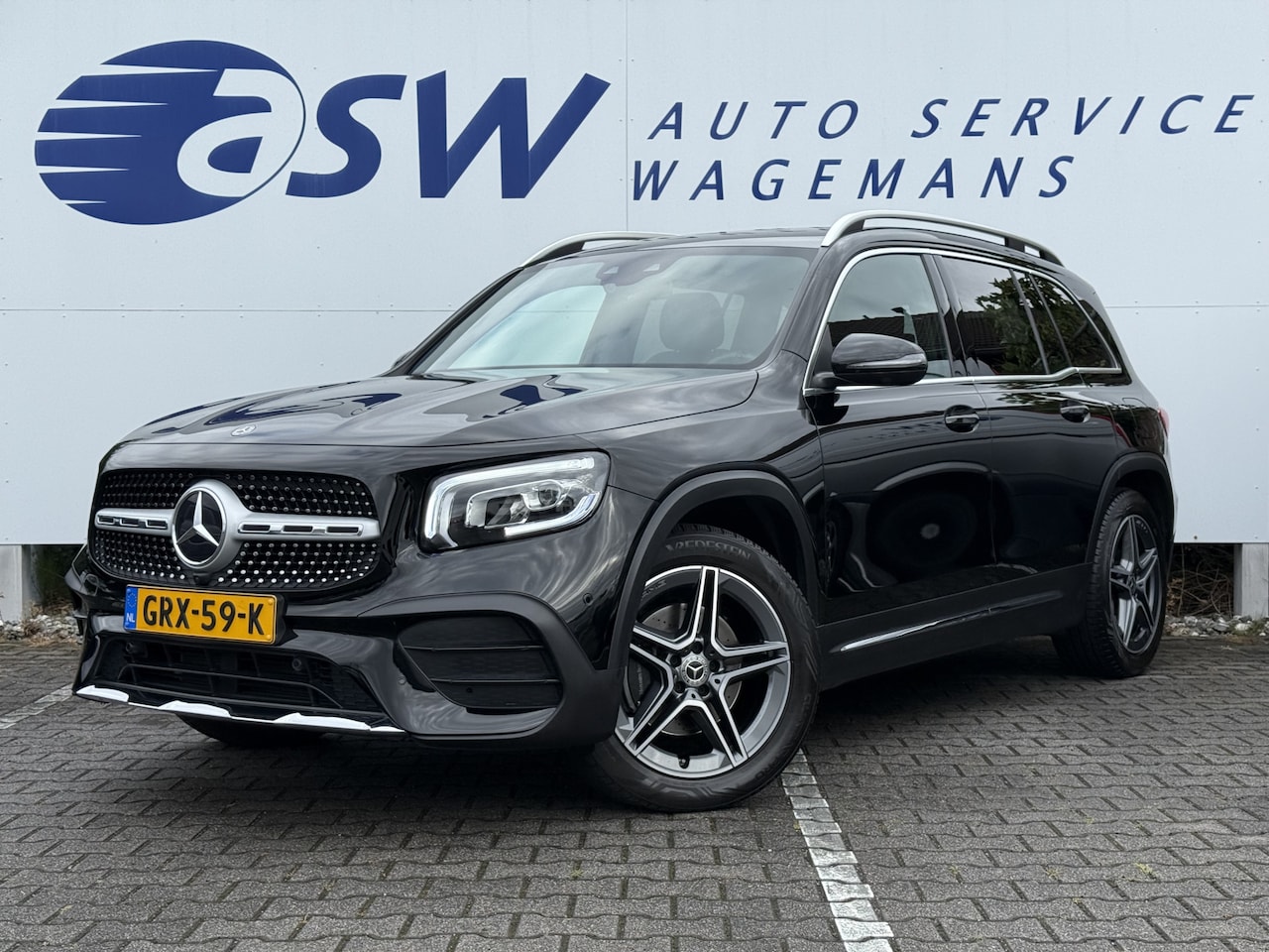 Mercedes-Benz GLB - 200 Business Solution AMG | Trekhaak | Navi | 360* Camera | LED | DAB+ | Dodehoek | 19 inc - AutoWereld.nl