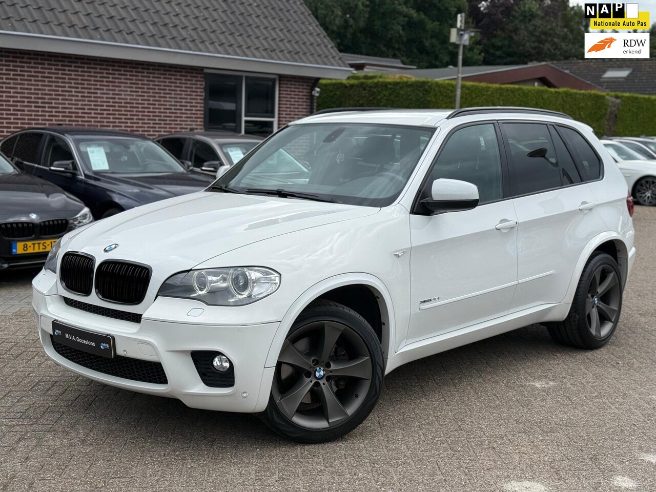 BMW X5 - XDrive35i High Executive M Sport|Head Up|Leder|Navigatie|Climate control|Trekhaak|Cruise c - AutoWereld.nl