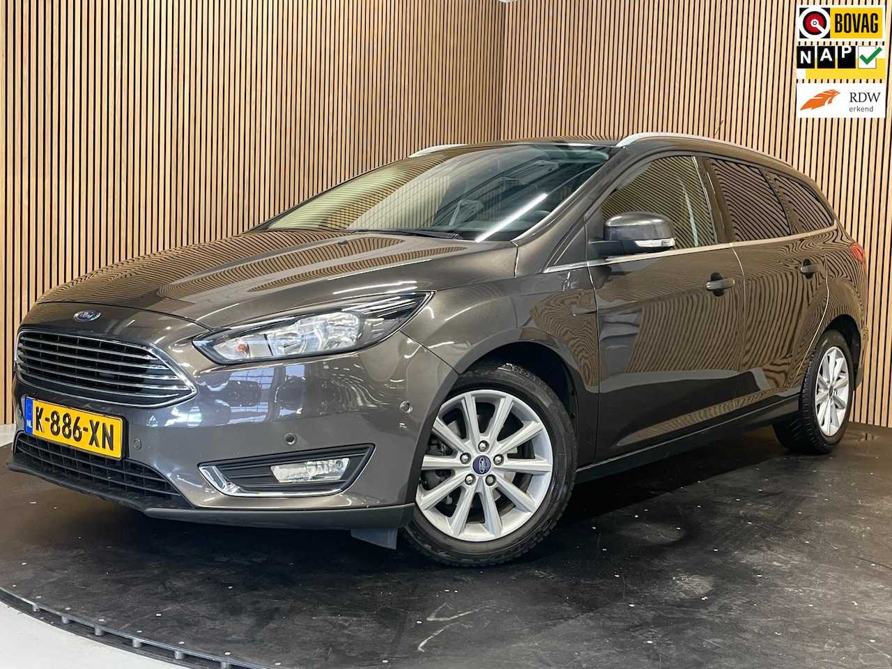 Ford Focus Wagon - 1.0 Titanium |CARPLAY|LEDER|NAVI|CRUISE CONTROL, CLIMATE CONTROL|STOEL-, STUURWIELVERWARMI - AutoWereld.nl