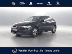 Volkswagen Polo - 1.0 TSI 95pk Life Edition DSG / Navigatie / Stoelverwarming / Camera