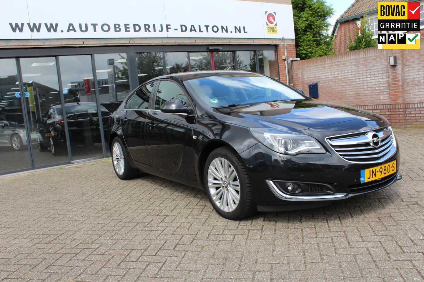 Opel Insignia - 1.4 T Business+ NAVIGATIE / LEER / NAVIGATIE / 18" LM - AutoWereld.nl