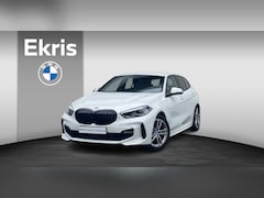 BMW 1-serie - 118i High Executive M Sport | Trekhaak | Harman Kardon | Camera | Getint glas af-fabriek |