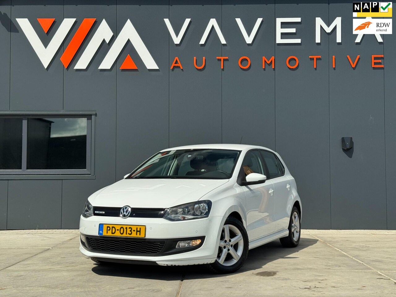 Volkswagen Polo - 1.0 BlueMotion Connected Series 2017 Airco 5 Deurs Carplay Navi Cruise control - AutoWereld.nl