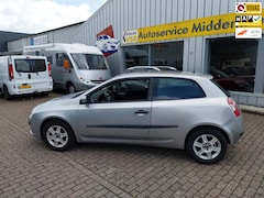 Fiat Stilo - 1.4-16V Young