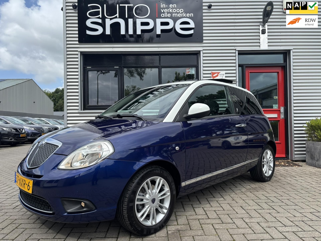 Lancia Y(psilon) - Ypsilon 1.4 Limited Edition 2010 -AIRCO-CRUISECONTROL-2 TONE LAK-OPEN DAK-LICHTMETALEN VEL - AutoWereld.nl