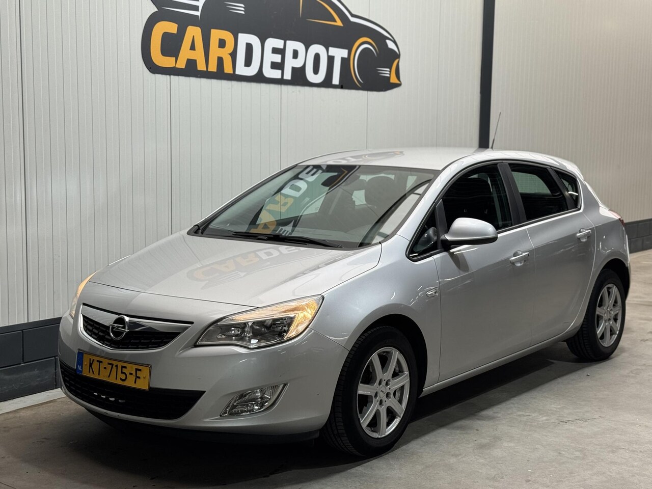 Opel Astra - 1.6 Selection 1.6 Selection - AutoWereld.nl