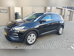 Opel Grandland X - 1.2 Turbo Business +