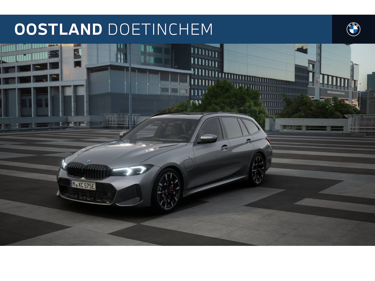 BMW 3-serie Touring - 330e High Executive M Sport Automaat / Panoramadak / Trekhaak / Sportstoelen / Adaptieve L - AutoWereld.nl