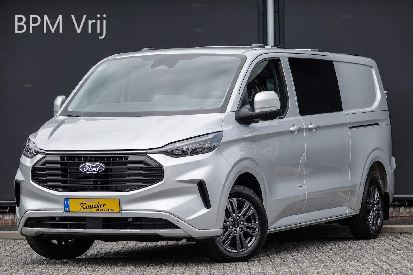Ford Transit Custom - L2H1 Dubbel Cabine 2.0Tdci 170Pk Aut. | Limited | Achteruitrijcamera | 2xSchuifdeur | Trek - AutoWereld.nl