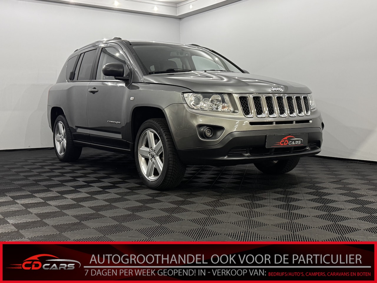 Jeep Compass - 2.0 Limited Leder, Navi, Cruise control, Stoelverwarming, Airco, Lichtmetalen velgen - AutoWereld.nl