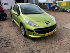 Peugeot 207 - 1.4-16V Color-line