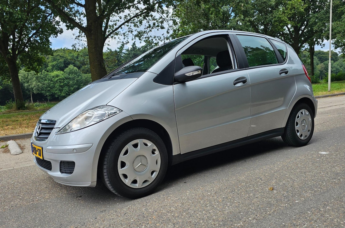Mercedes-Benz A-klasse - 170 NL Auto ! 2e Eig ! 5 Deurs ! Navi - AutoWereld.nl