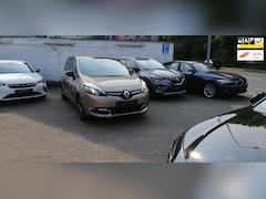 Renault Scénic - 2.0 Bose Automaat , navi, trekhaak, deels leder, lm