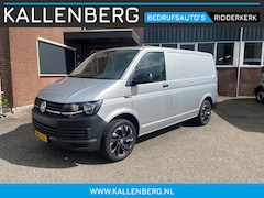 Volkswagen Transporter - 2.0 TDI 150PK L1H1 Carplay / Navi / Trekhaak / PDC / 3 zits