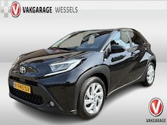 Toyota Aygo X - 1.0 VVT-i MT first | LM | Adap Cruise | Camera |