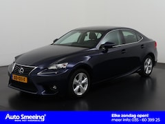 Lexus IS - 300h | Trekhaak | Camera | Zondag Open