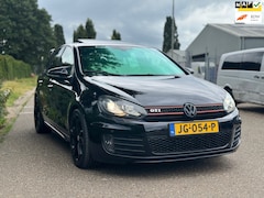 Volkswagen Golf - 2.0 GTI