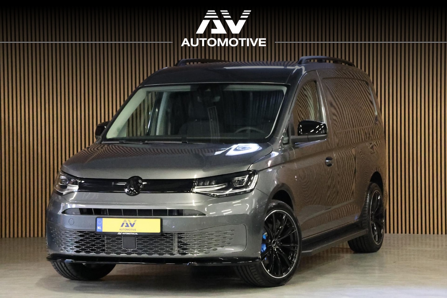 Volkswagen Caddy Cargo Maxi - 2.0 TDI R-Line | LED | Camera | CarPlay | Lane DAB | Trekhaak | Keyless Go | Fabrieksgaran - AutoWereld.nl
