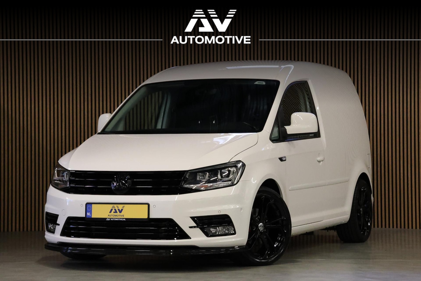 Volkswagen Caddy - 2.0 TDI DSG | Bi-Xenon | Navigatie | CarPlay | | PDC V+A | Multifunctioneel stuur | Airco - AutoWereld.nl