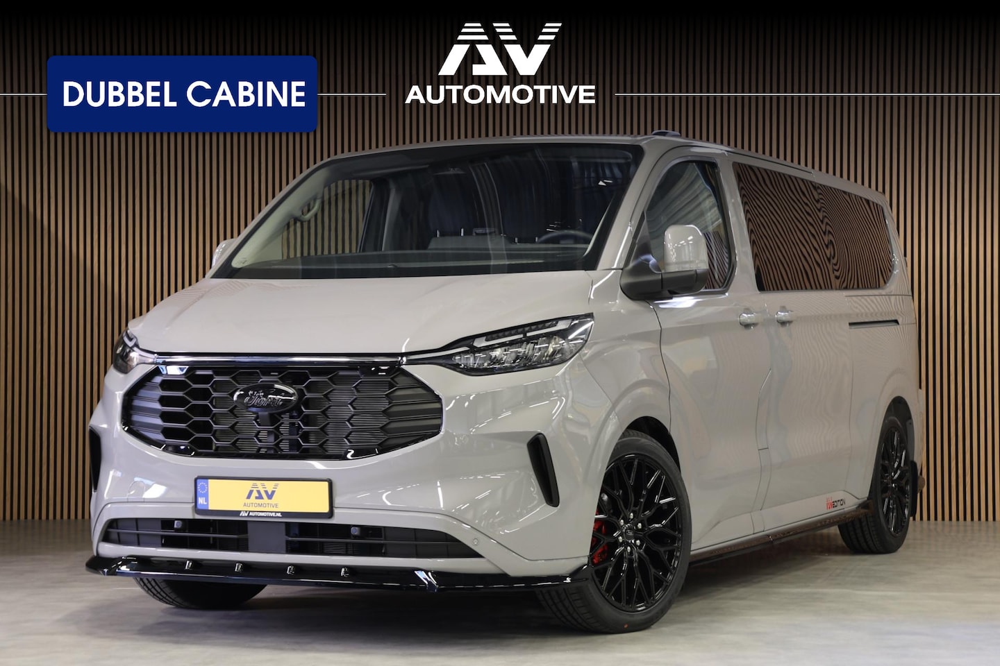 Ford Transit Custom - 320 2.0 TDCI 170PK L2H1 DC LIMITED | BPM VRIJ | | Raptor Edition | Trekhaak | 6-Zitter | D - AutoWereld.nl