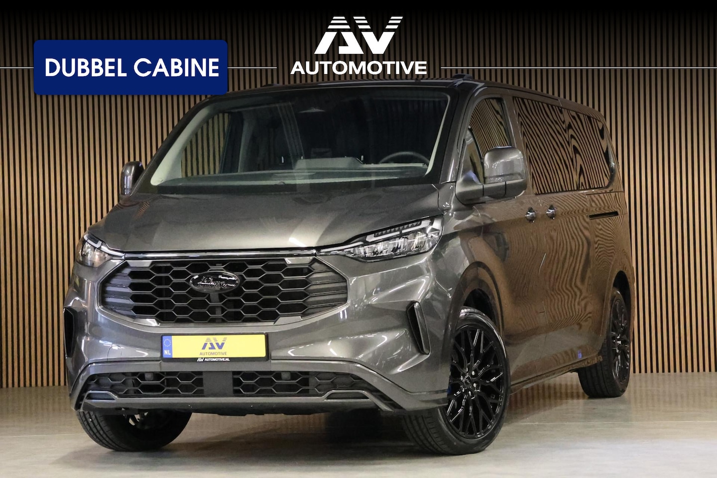 Ford Transit Custom - 300 2.0 TDCI L2H1 Sport 170 PK DC | L+R | Raptor Edition | Trekhaak | 6-Zitter | MODELJAAR - AutoWereld.nl