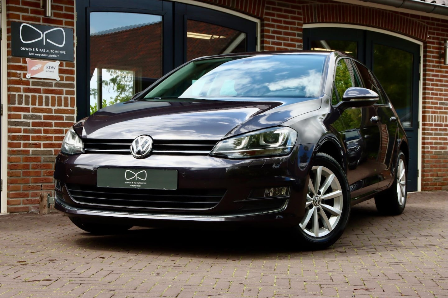 Volkswagen Golf - 1.2 TSI Business Edition | XENON | CRUISE | STUURWIELVERW. - AutoWereld.nl