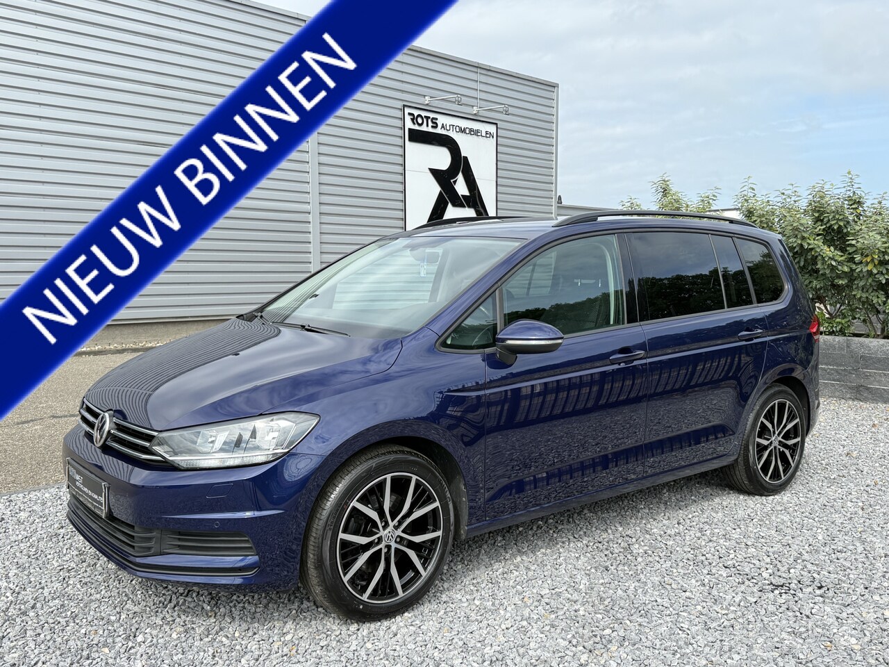 Volkswagen Touran - 1.2 TSI 7 Persoons Navi|ACC|Media|PDC|Stoelverw Blauw - AutoWereld.nl