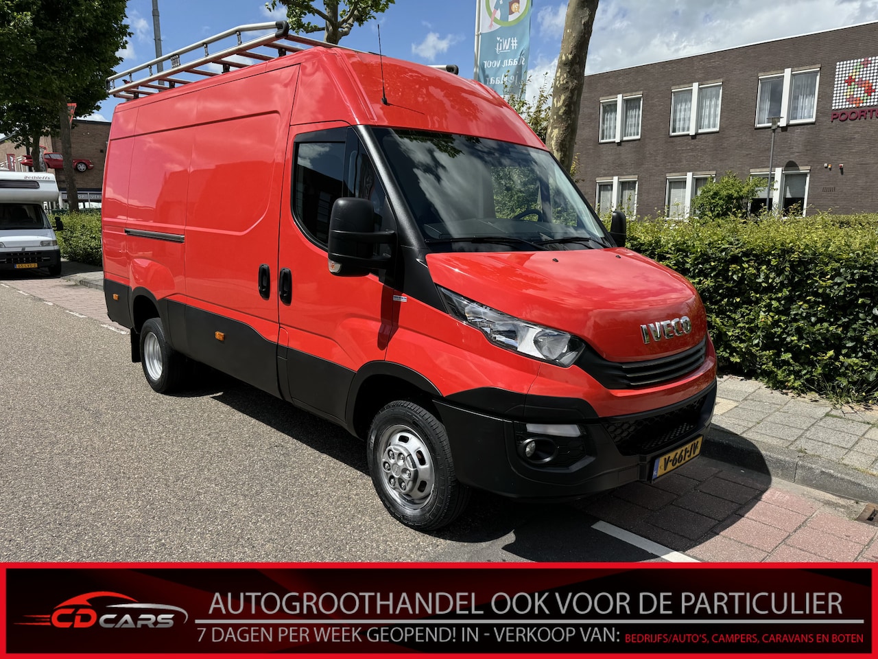 Iveco Daily - L2H3 204 PK Clima, Navi, Camera, Cruise control, Bluetooth - AutoWereld.nl