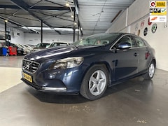 Volvo V40 - 1.6 D2 R-Design/Trekhaak/Nieuwe koppelingsplaten