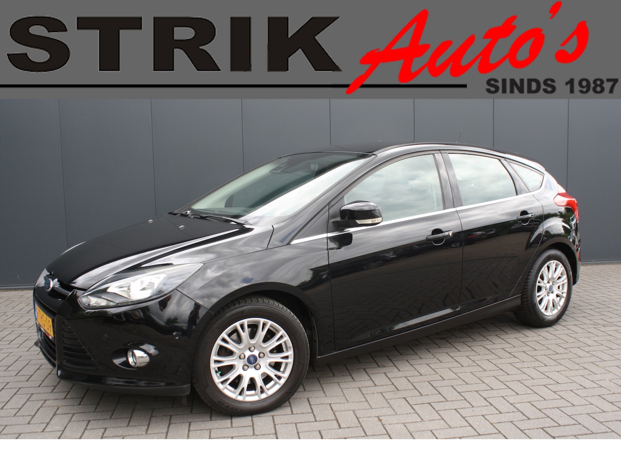 Ford Focus - 1.6 150PK EcoBoost Titanium - PDC - CLIMA - 5-DEURS - AutoWereld.nl