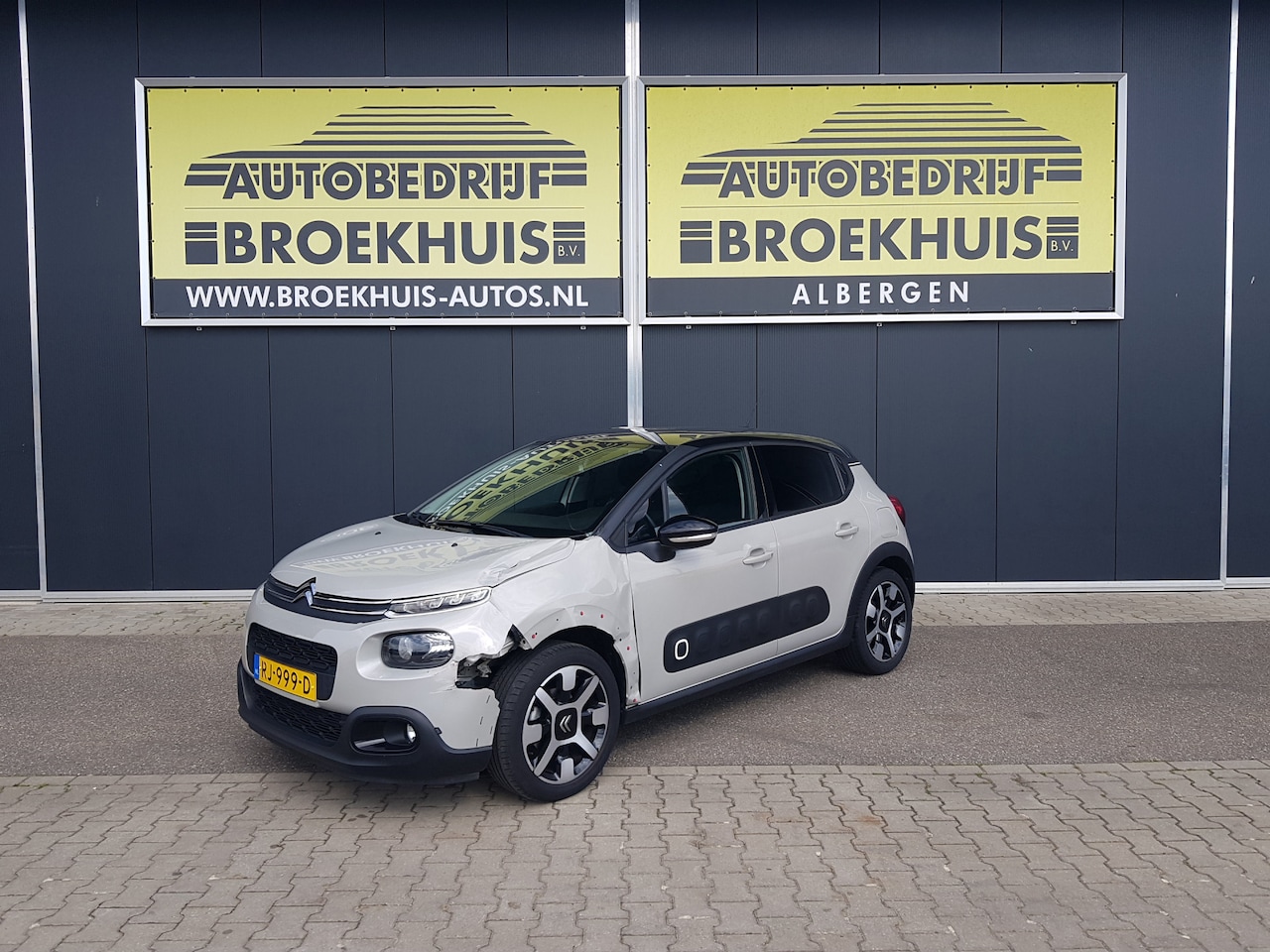 Citroën C3 - 1.2 PureTech Shine 1.2 PureTech Shine - AutoWereld.nl