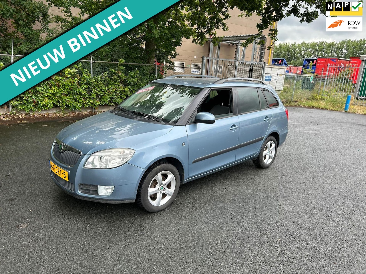 Skoda Fabia Combi - 1.6-16V Sport met nw apk - AutoWereld.nl