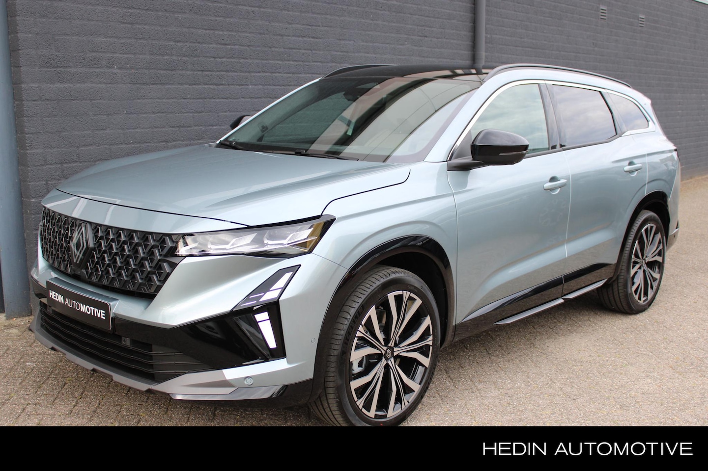 Renault Espace - E-Tech full hybrid 200 iconic 5p. E-Tech full hybrid 200 iconic 5p. - AutoWereld.nl
