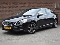 Volvo S60 - 1.6 D2 R-Design '13 Navi Clima Cruise