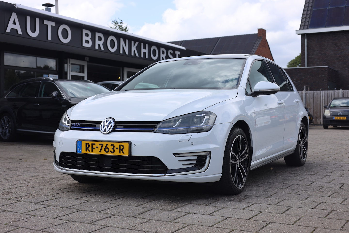 Volkswagen Golf - 1.4 TSI GTE I CAMERA I PANO I ADAPTIEF CC - AutoWereld.nl
