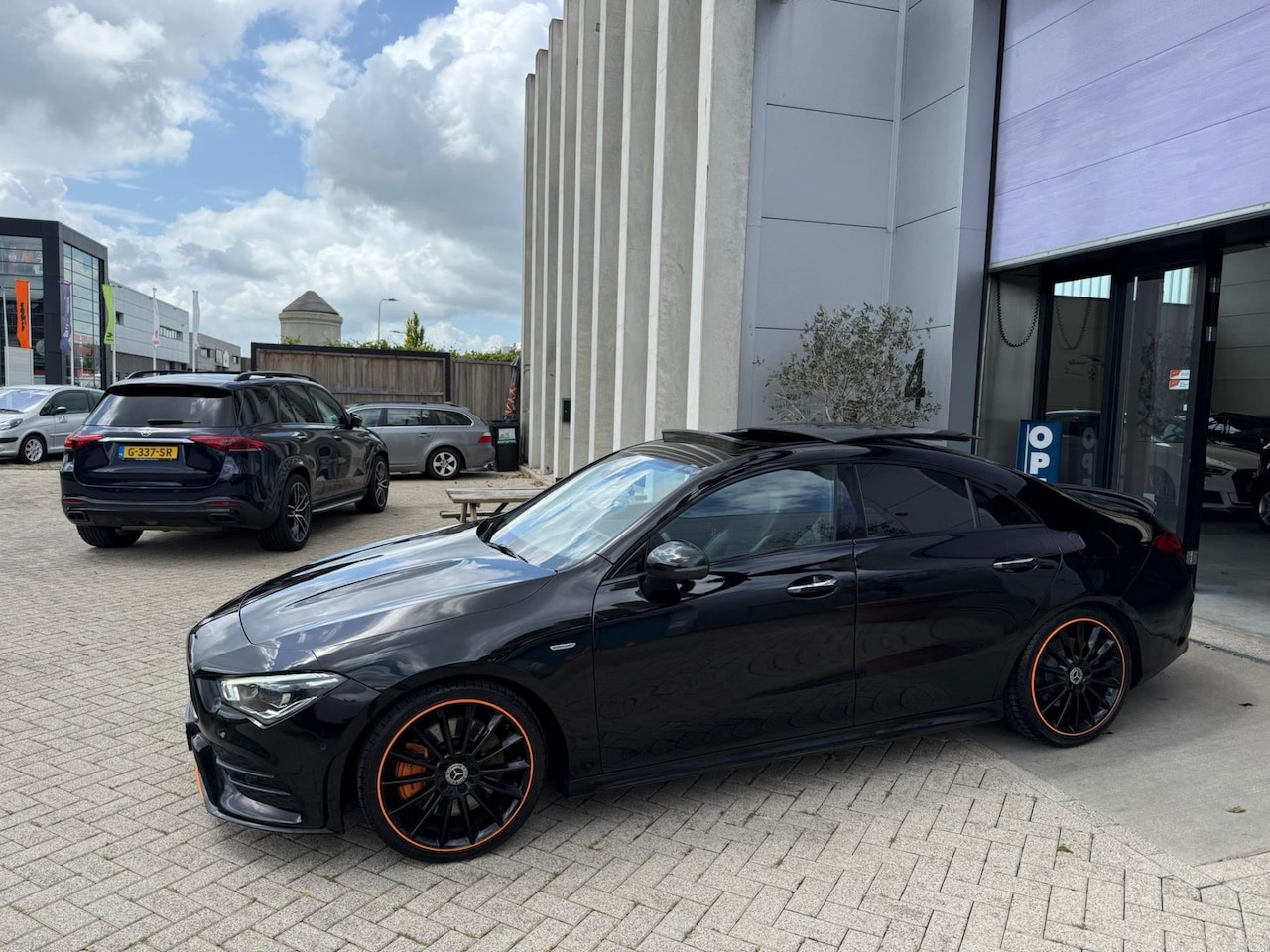 Mercedes-Benz CLA-Klasse - 220 AMG Orange Edition 1! PANO! INRUIL MOGELIJK! - AutoWereld.nl