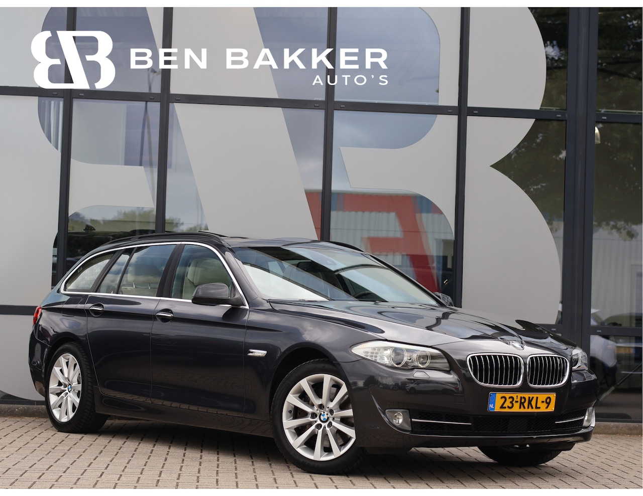 BMW 5-serie Touring - 535i 306PK High Executive | Pano | ACC | Soft-close | Comfortstoelen | HUD | - AutoWereld.nl