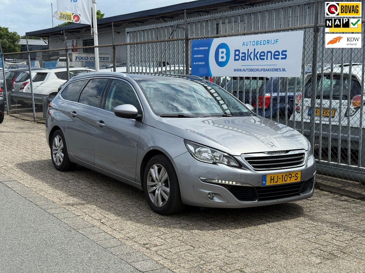 Peugeot 308 SW - 1.6 BlueHDI | Pano | Navi | Camera - AutoWereld.nl