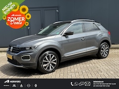 Volkswagen T-Roc - 1.5 TSI Sport Business R / Trekhaak / Automaat / Navigatie / Adaptieve Cruise Control / Ca