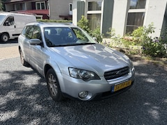 Subaru Outback - 2.5i ( Handelsprijs ivm Olielekkage)