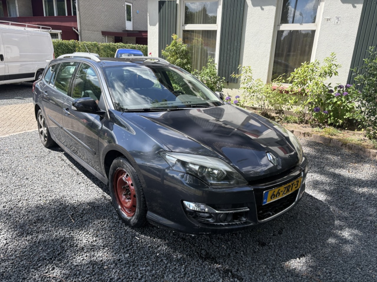 Renault Laguna Estate - 1.5 dCi ( EXPORTPRIJS ex BPM) - AutoWereld.nl