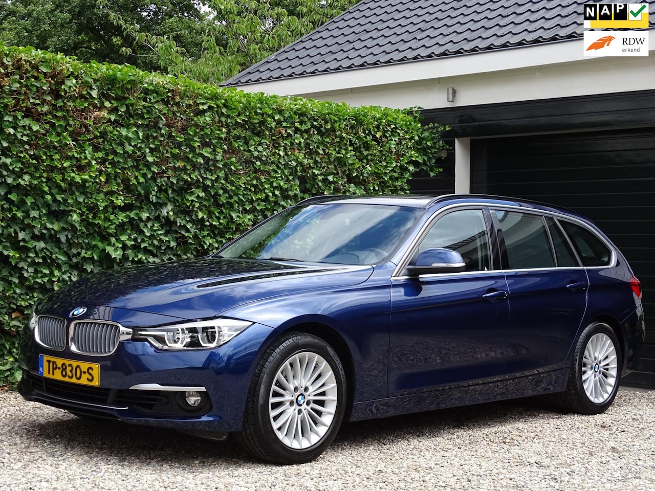 BMW 3-serie Touring - 320i Luxury Edition | Automaat | N.A.P. | Dealeronderhouden - AutoWereld.nl