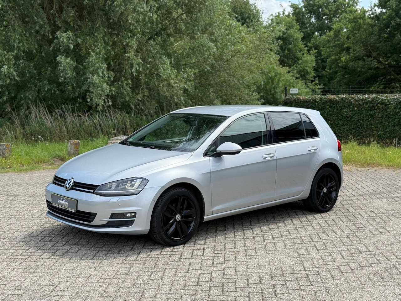 Volkswagen Golf - 1.4 TSI DSG I NAVI I PDC I CLIMA I WEINNIG KM I NETTE AUTO - AutoWereld.nl