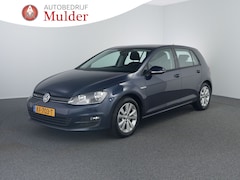 Volkswagen Golf - 1.0 TSI Connected Series | Camera | Carplay | Trekhaak |