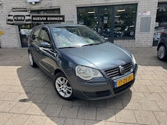 Volkswagen Polo - 1.4-16V Optive 5Drs Airco