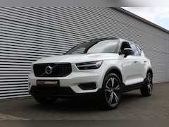 Volvo XC40 - 2.0 T4 R-Design 190PK (Panoramadak Sportleder/Memory Carplay Navi/Camera Full-Led 19InchLM